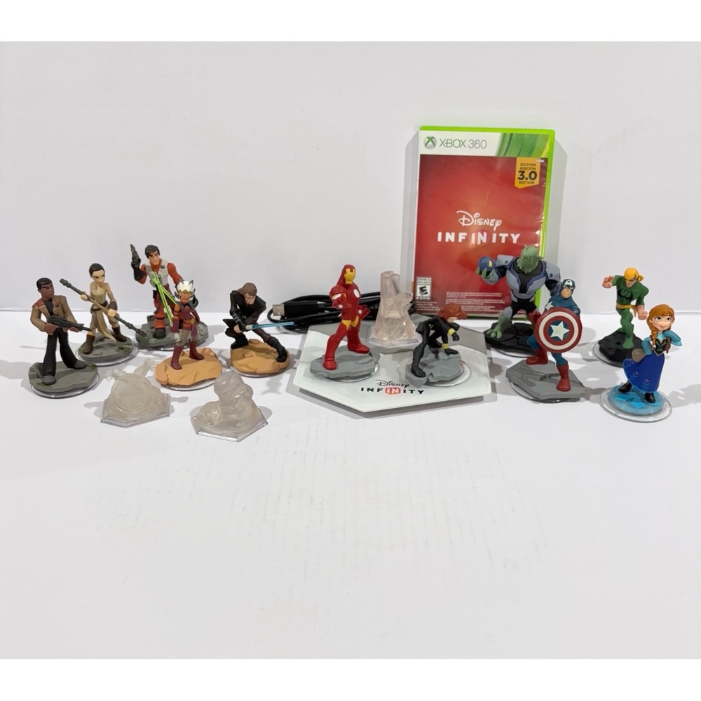 Disney Infinity 2.0 & 3.0 Game Disc Xbox 360 Base Figures Lot Marvel Star Wars
